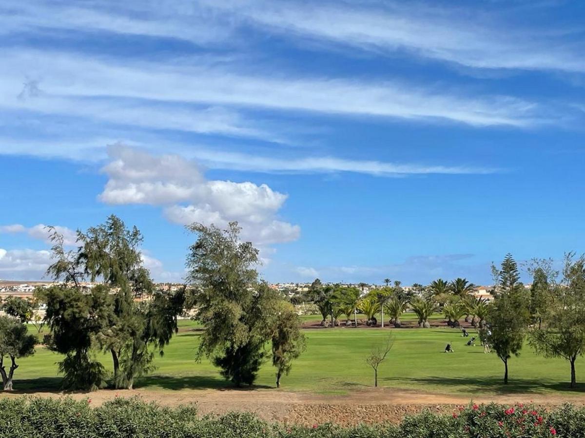 Green View Luxury Appartment In New Complex Pueblo Majorero Next To Golf Course 5 Min Walk From The Beach And Atlantico Shopping Centre In Caleta De Fuste Next To Cassino And Elba Sara Hotel 2 Bedrooms 2 Bathrooms Huge Terace! Ngoại thất bức ảnh
